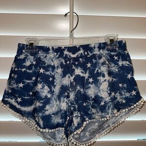No Boundaries Shorts with Stars